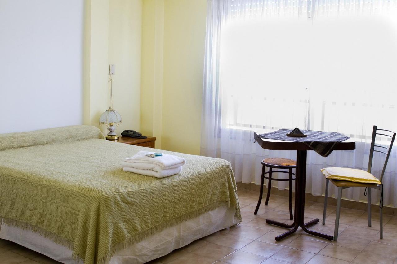 Aparthotel Casino Neuquén Rom bilde